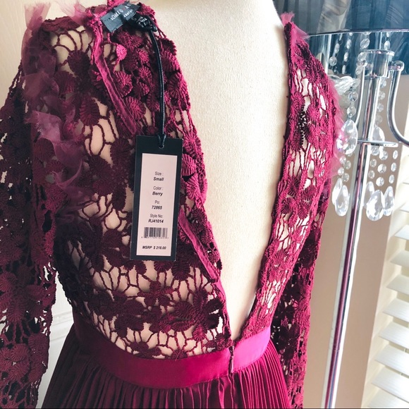 Romeo + Juliet Long Sleeve Pleated Lace Dress S - Picture 9 of 12